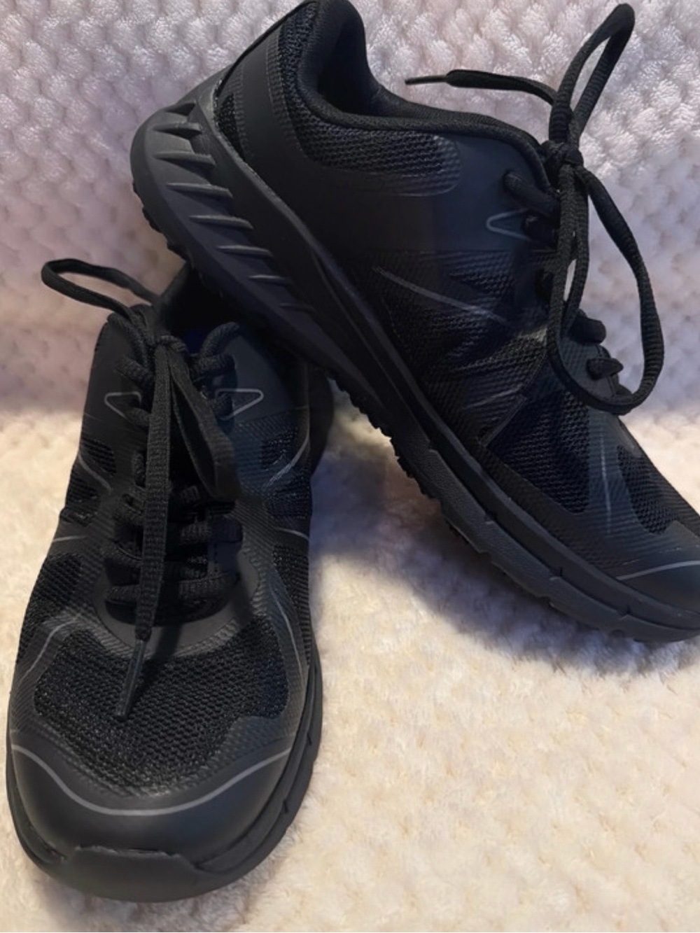 Shoes For Crews Women's Black Athletic Sneakers